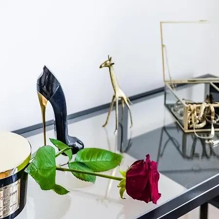 Silk Apartment