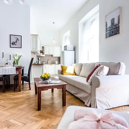 Silk Apartment Lodz (Lodz)